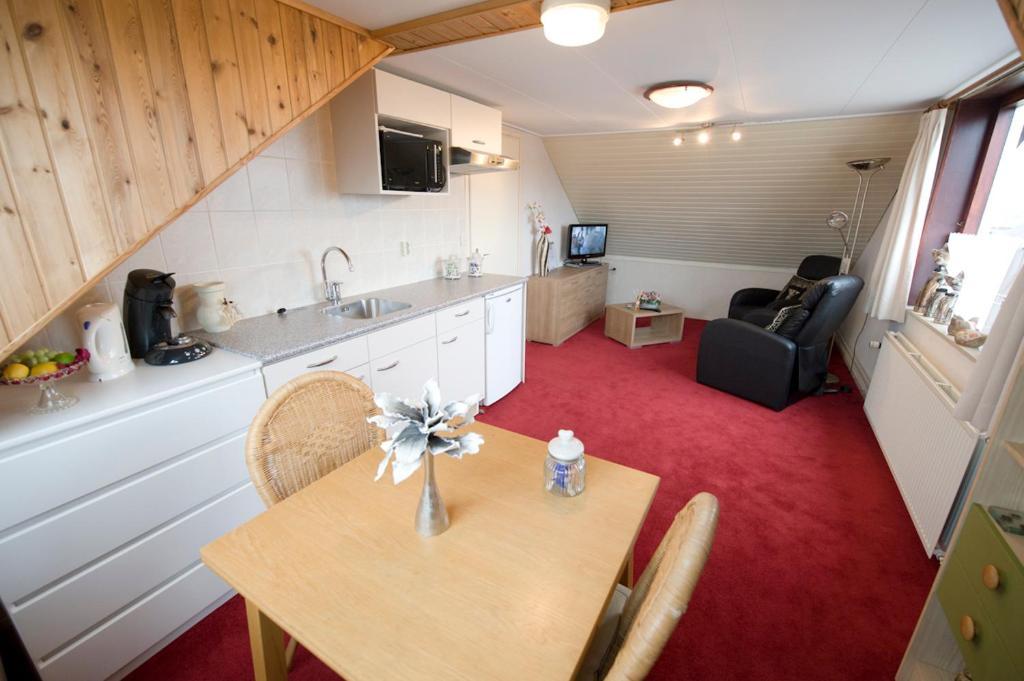 Guesthouse De Zonnestraal De Koog  Room photo